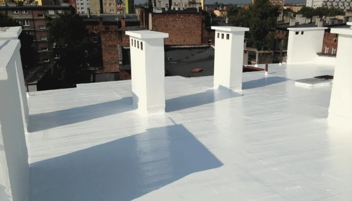 Uszczelnianie dachu bez zrywania papy – technologie renowacyjne o wysokiej trwałości