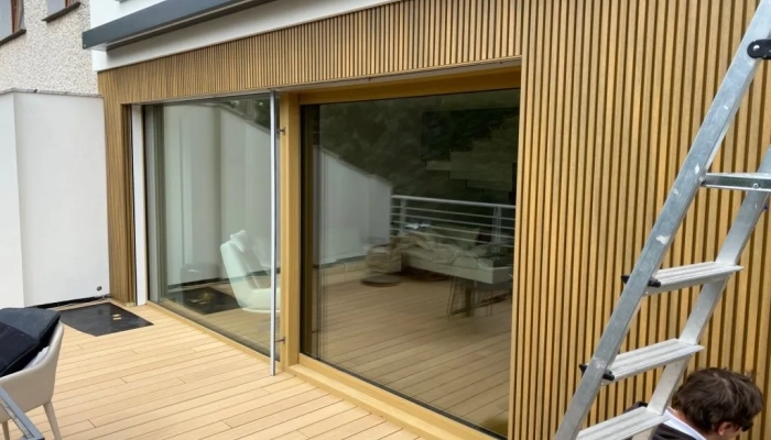 Deska Elewacyjna Ultrashield – trwałość i styl, który zachwyca!